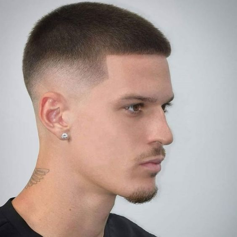 Corte de Cabelo Masculino Raspado