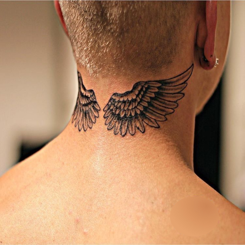 tatuagem masculina asas