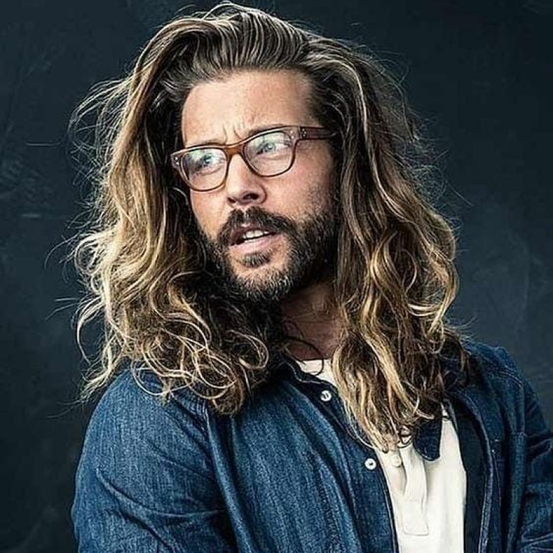 cabelo grande masculino 